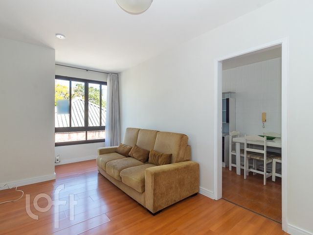 Apartamento com 70m², 2 dormitórios, Rio Branco em Porto Alegre