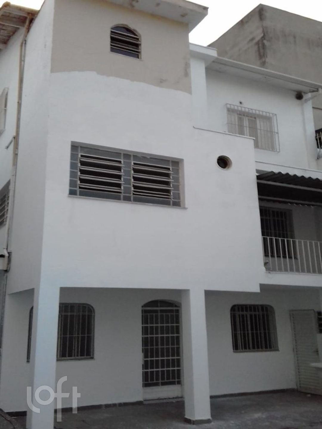 Casa à venda com 3 quartos, 250m² - Foto 2