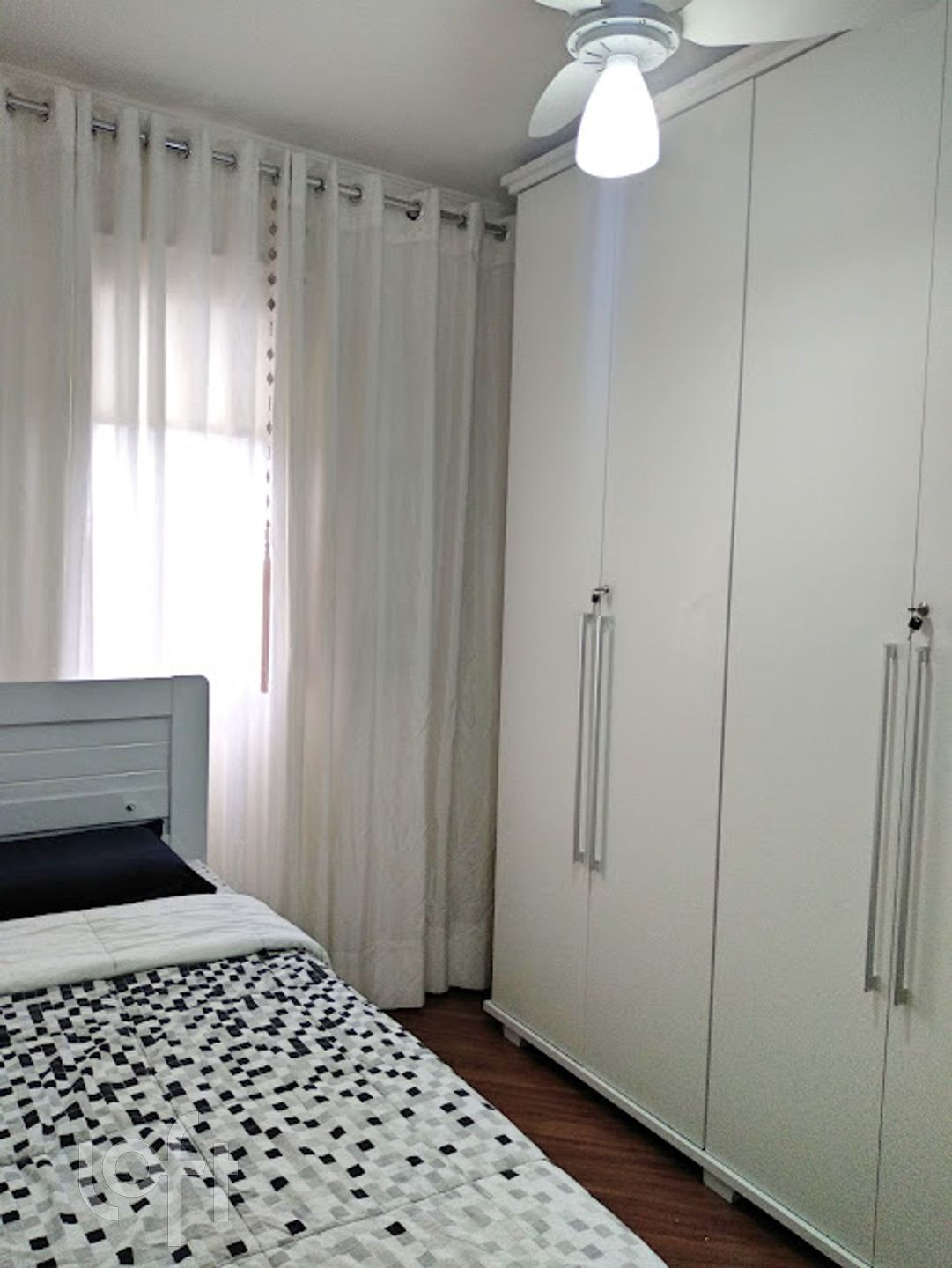 Apartamento à venda com 2 quartos, 49m² - Foto 2