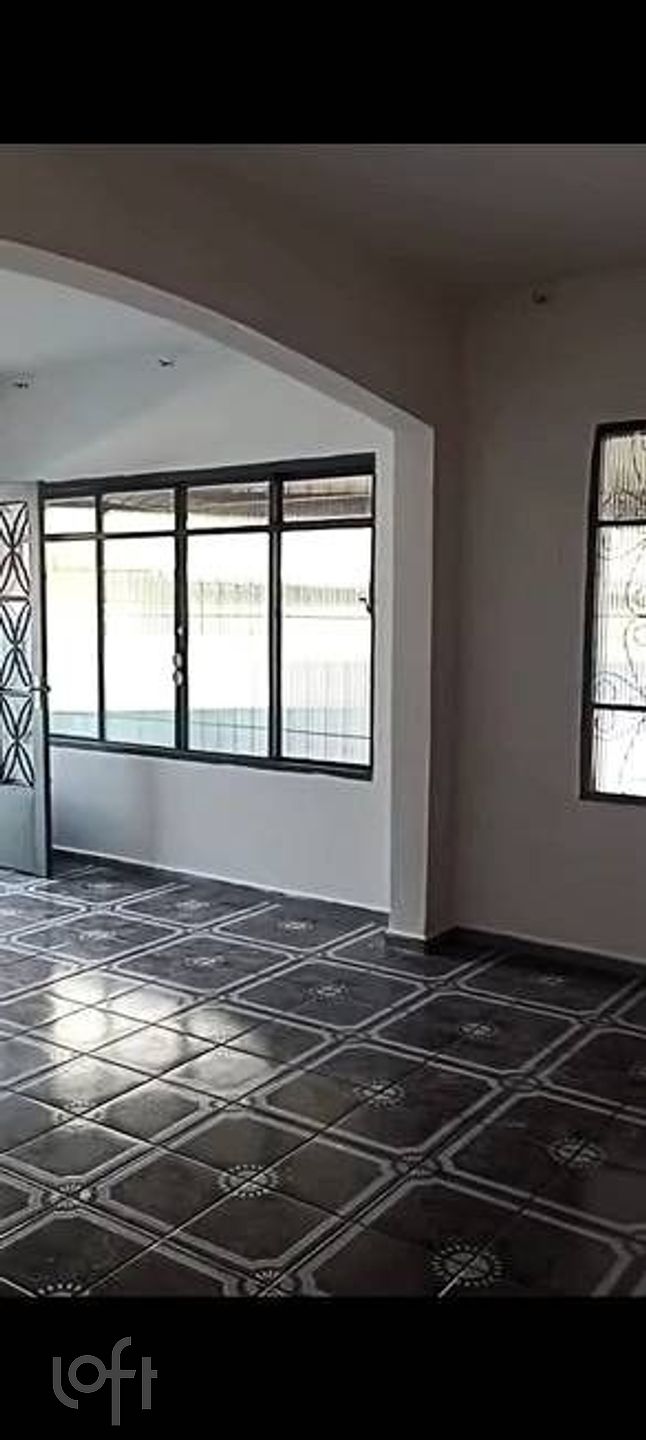 Casa à venda com 2 quartos, 64m² - Foto 8