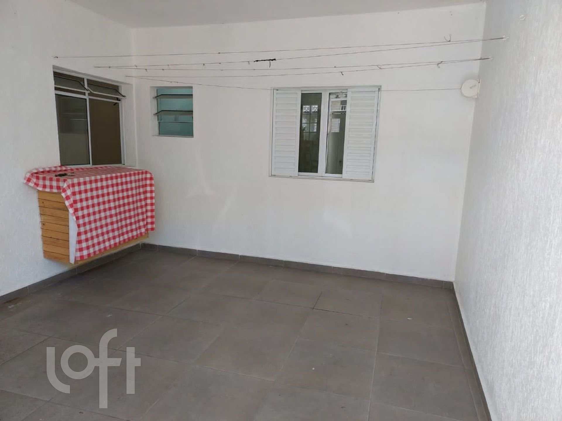 Casa à venda com 2 quartos, 64m² - Foto 12