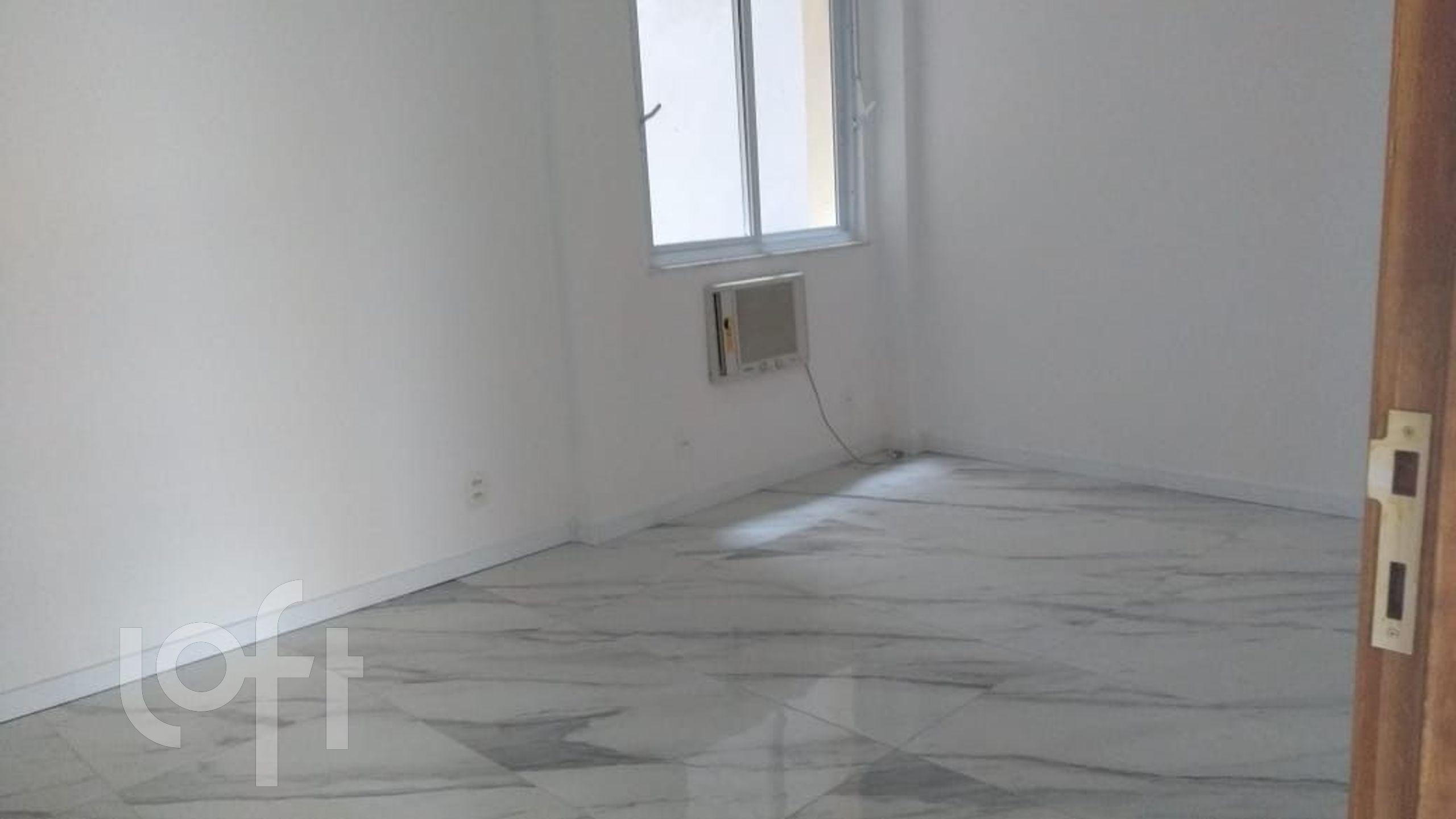 Apartamento à venda com 3 quartos, 116m² - Foto 8