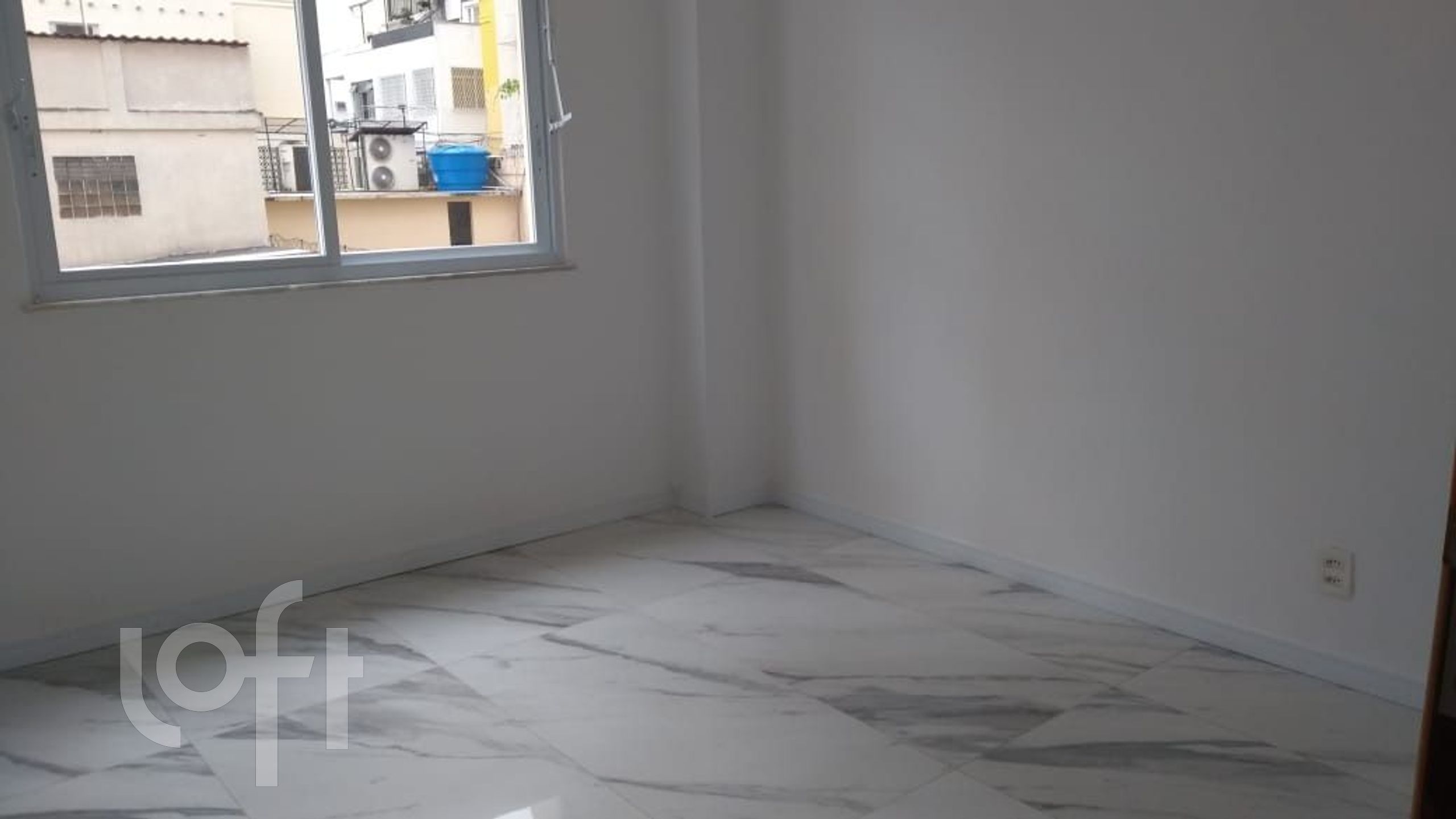 Apartamento à venda com 3 quartos, 116m² - Foto 10