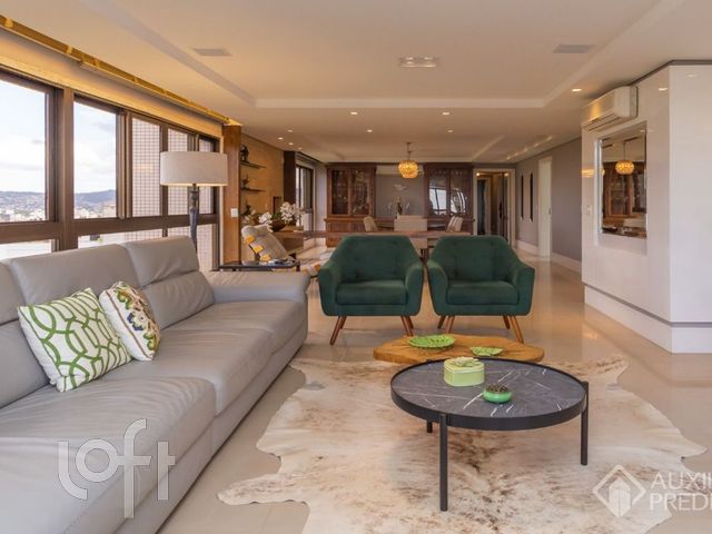 Apartamento com 190m², 3 dormitórios, 3 suítes, 3 vagas, Bela Vista em Porto Alegre