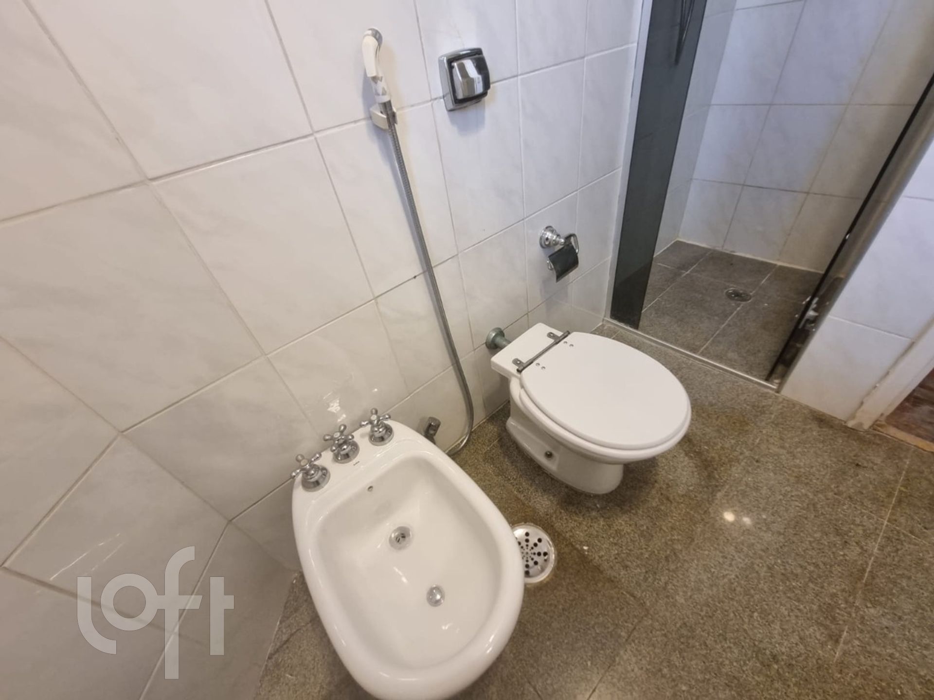 Apartamento à venda com 2 quartos, 87m² - Foto 16