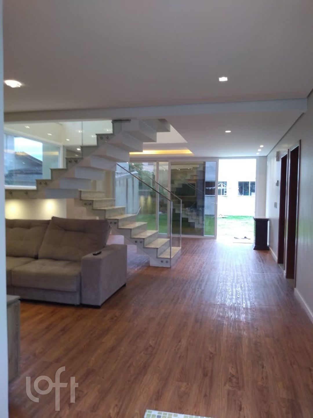 Casa à venda em Campeche Leste com 269 m², 4 quartos
