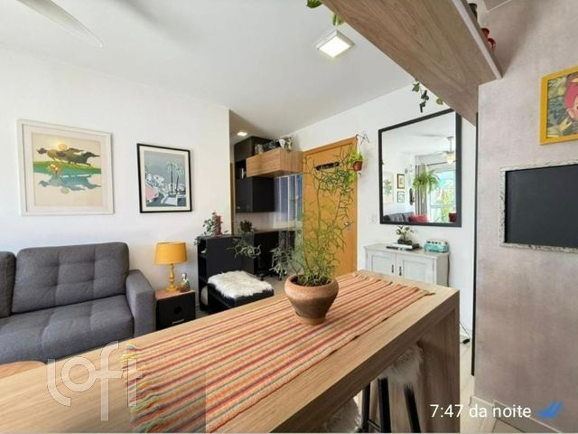 Apartamento com 60m², 1 dormitório, 1 vaga, Menino Deus em Porto Alegre