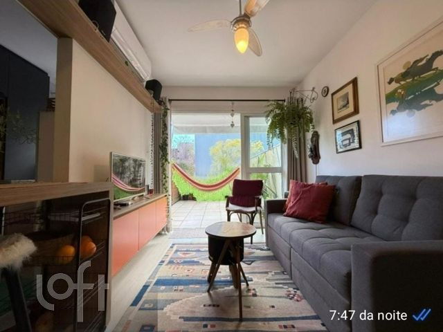 Apartamento com 60m², 1 dormitório, 1 vaga, Menino Deus em Porto Alegre