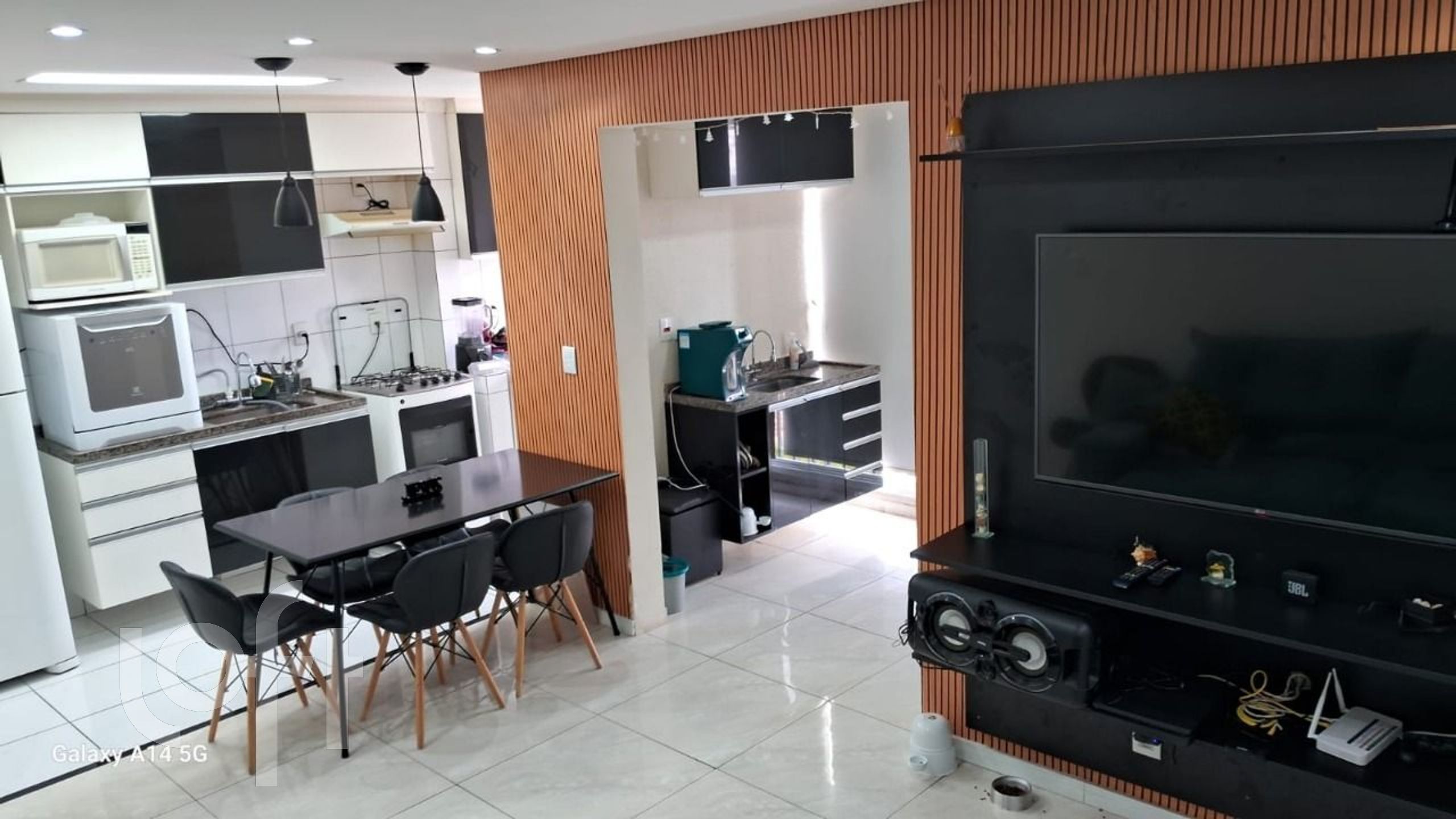 Apartamento à venda em Itapegica com 55 m², 2 quar