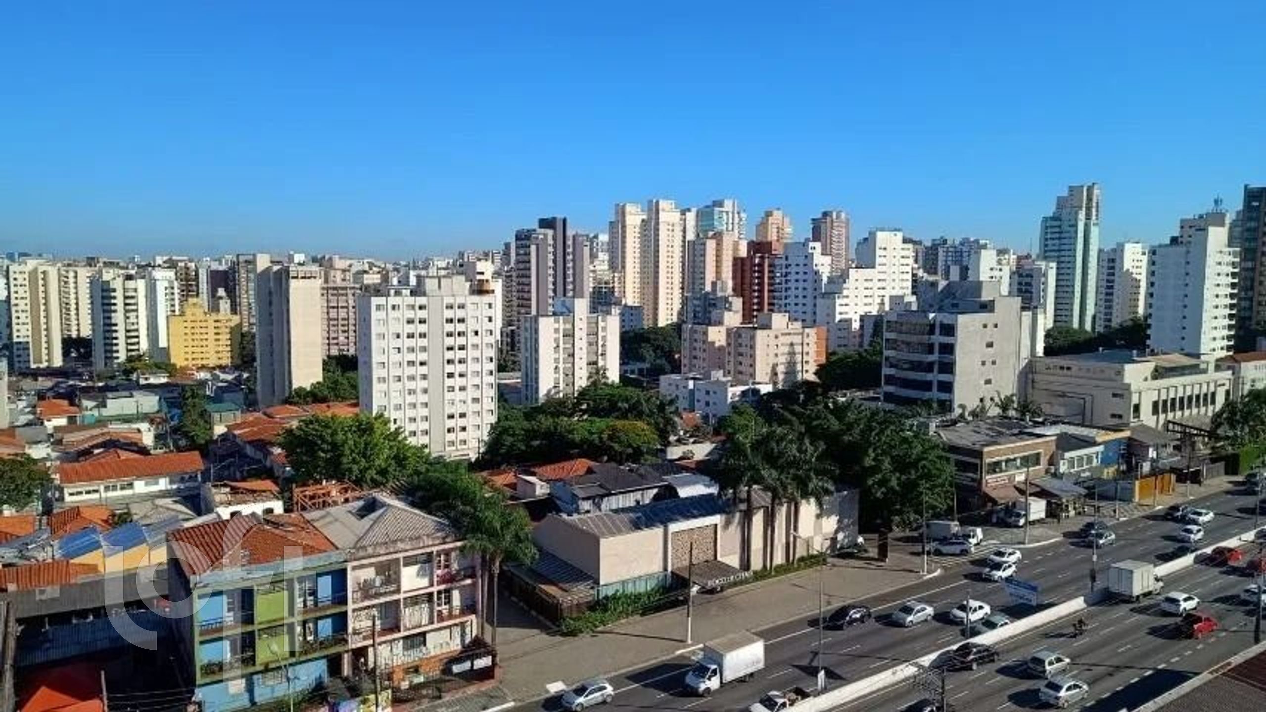 Apartamento à venda com 2 quartos, 71m² - Foto 4