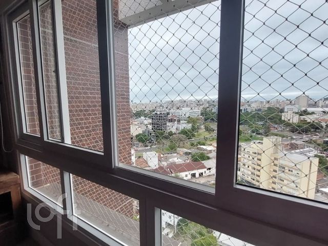 Apartamento com 106m², 3 dormitórios, 1 suíte, 2 vagas, Santana em Porto Alegre