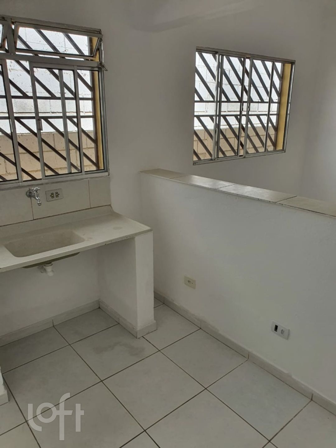 Casa à venda com 6 quartos, 250m² - Foto 10