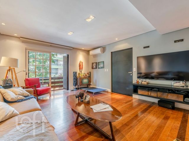 Casa em Condomínio com 304m², 3 dormitórios, 1 suíte, 4 vagas, Bela Vista em Porto Alegre