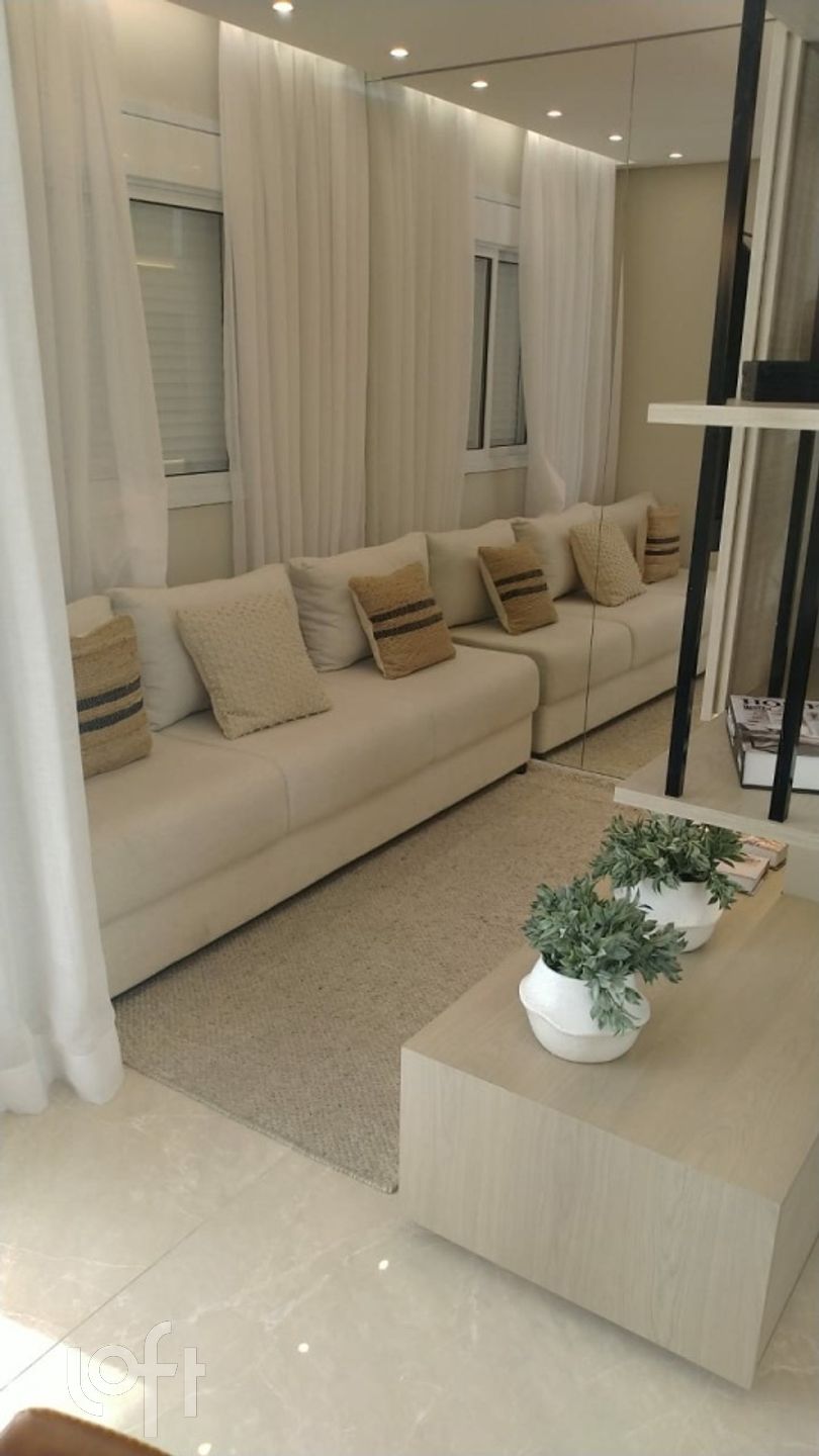 Apartamento à venda com 2 quartos, 43m² - Foto 6