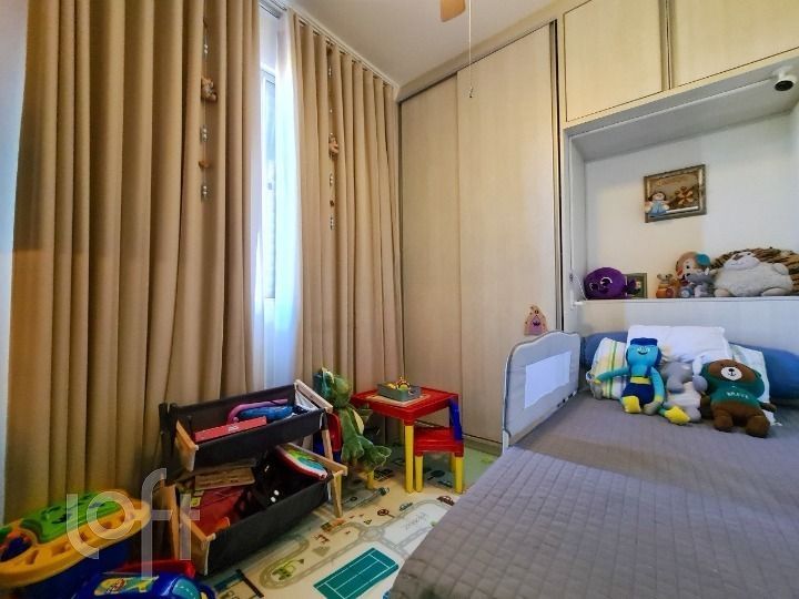 Apartamento à venda com 3 quartos, 112m² - Foto 9