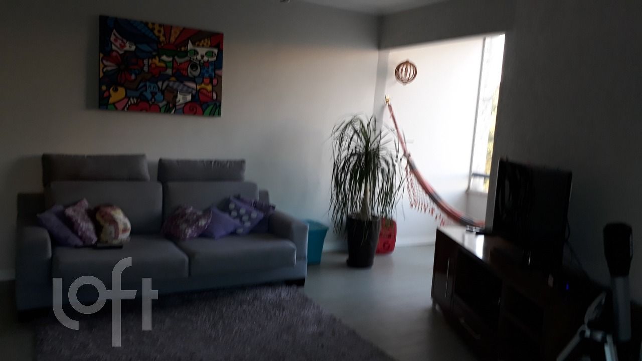 Apartamento à venda com 4 quartos, 195m² - Foto 1