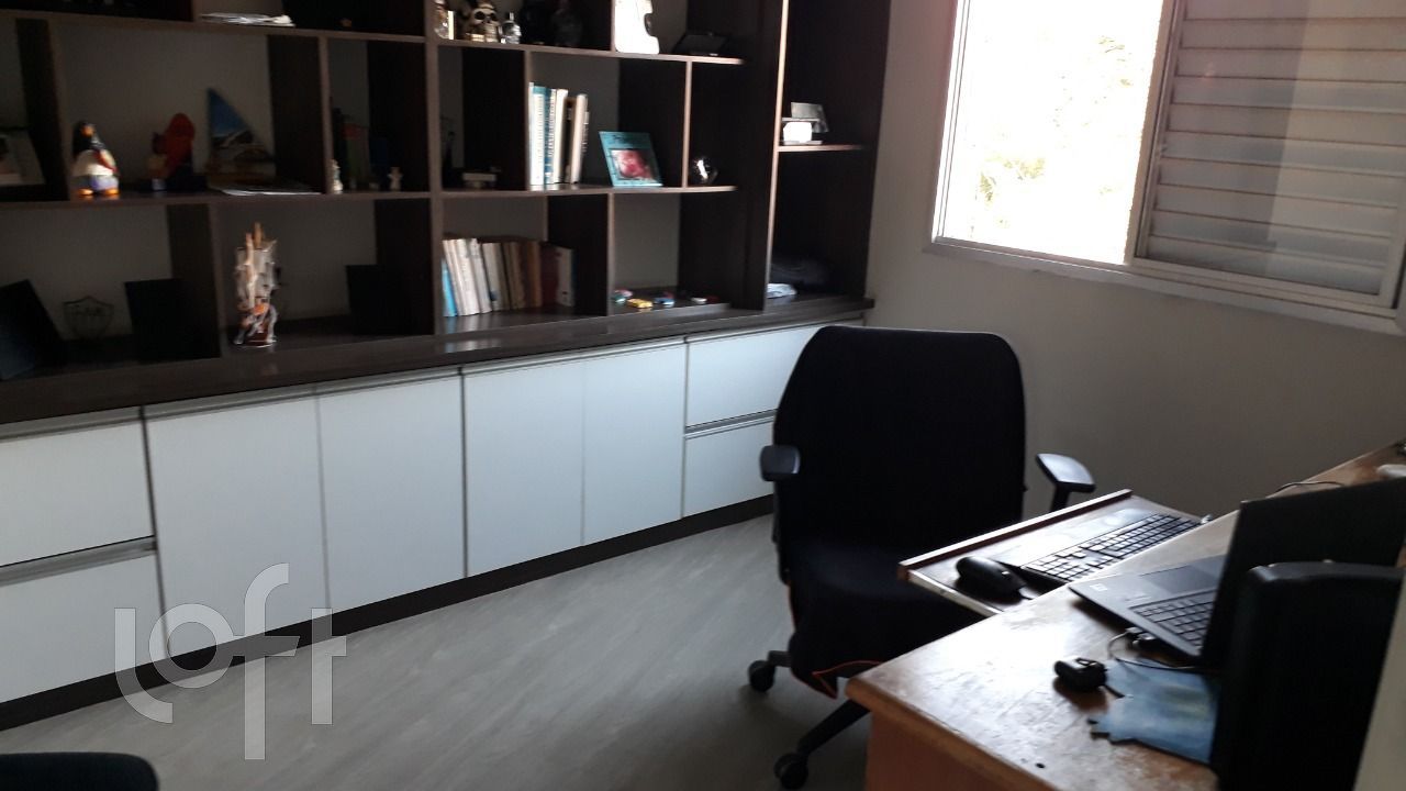 Apartamento à venda com 4 quartos, 195m² - Foto 12