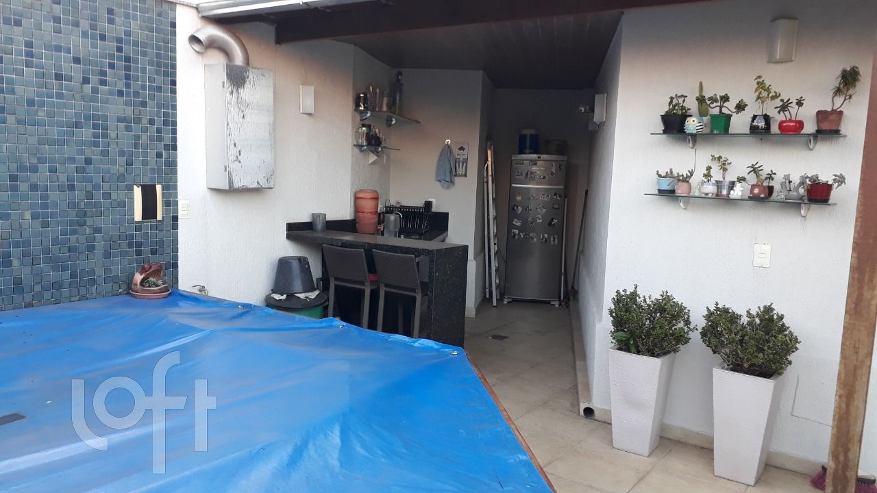 Apartamento à venda com 4 quartos, 195m² - Foto 25