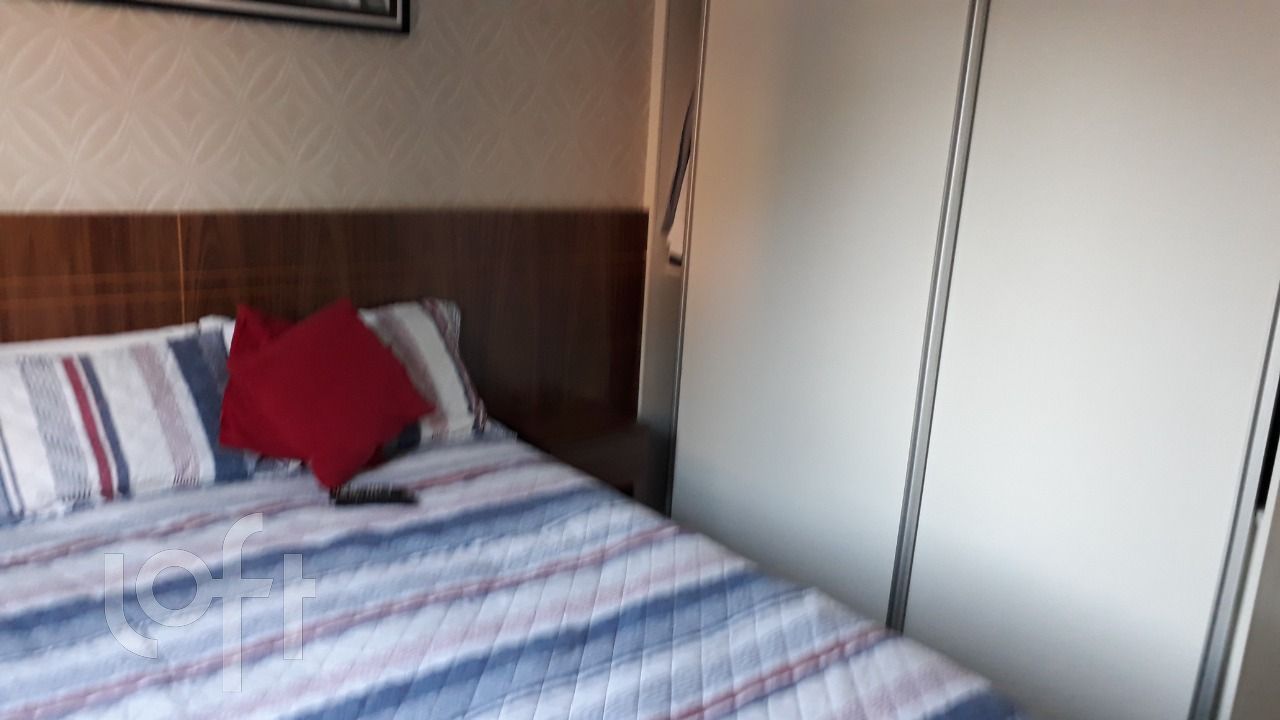 Apartamento à venda com 4 quartos, 195m² - Foto 7