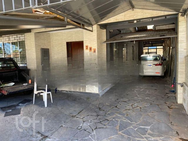 Casa com 290m², 3 dormitórios, Moinhos de Vento em Porto Alegre