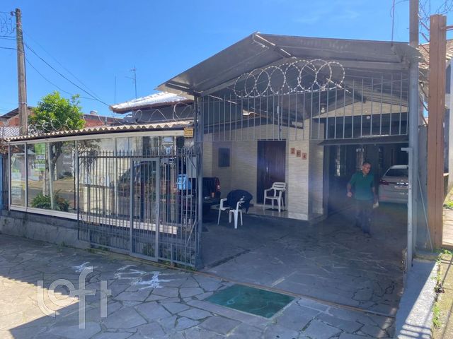 Casa com 290m², 3 dormitórios, Moinhos de Vento em Porto Alegre