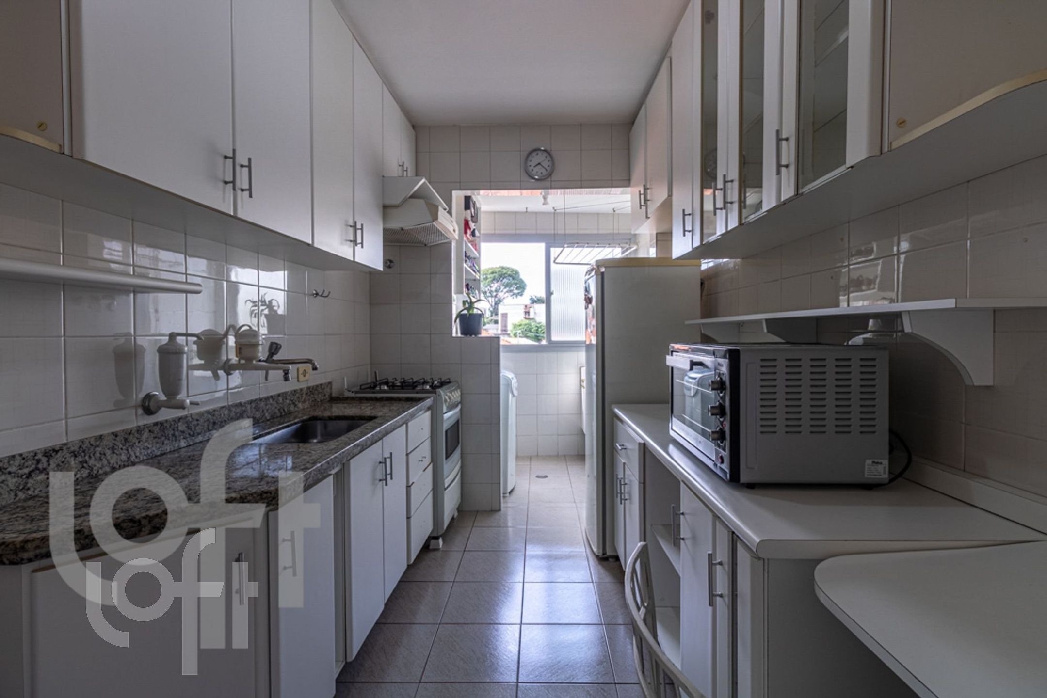 Apartamento à venda com 1 quarto, 42m² - Foto 22