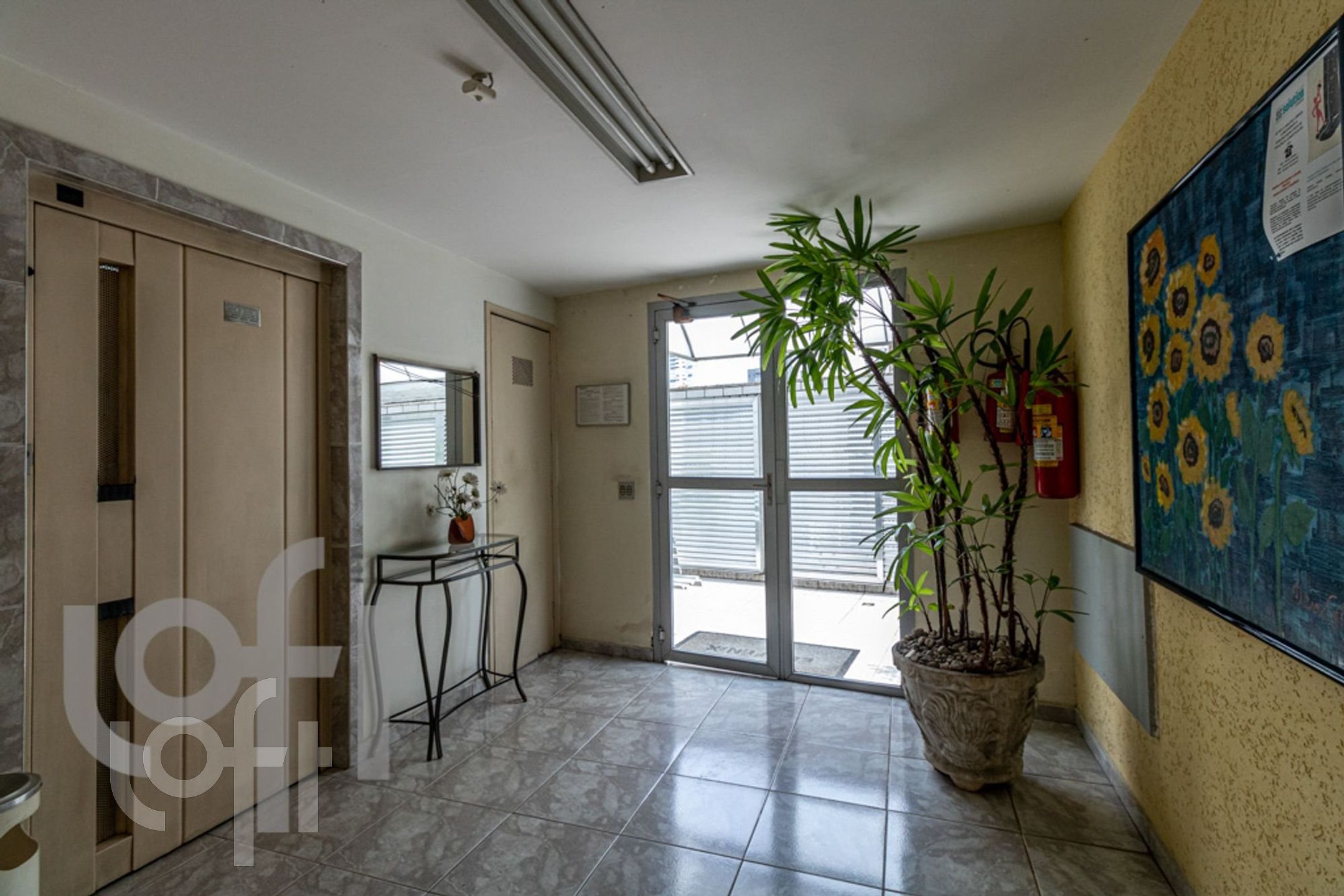 Apartamento à venda com 1 quarto, 42m² - Foto 23