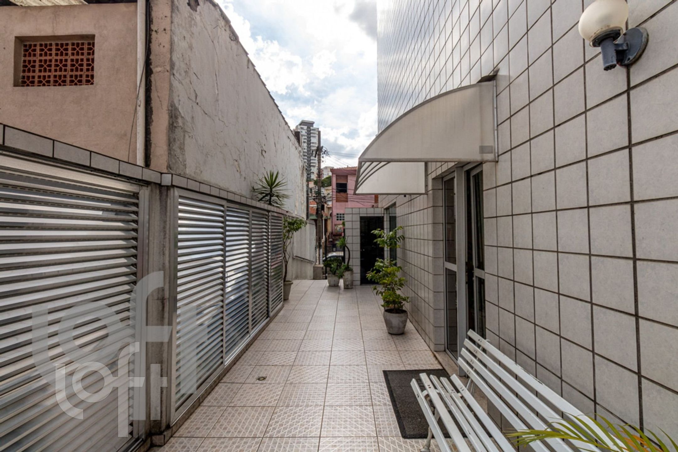 Apartamento à venda com 1 quarto, 42m² - Foto 26