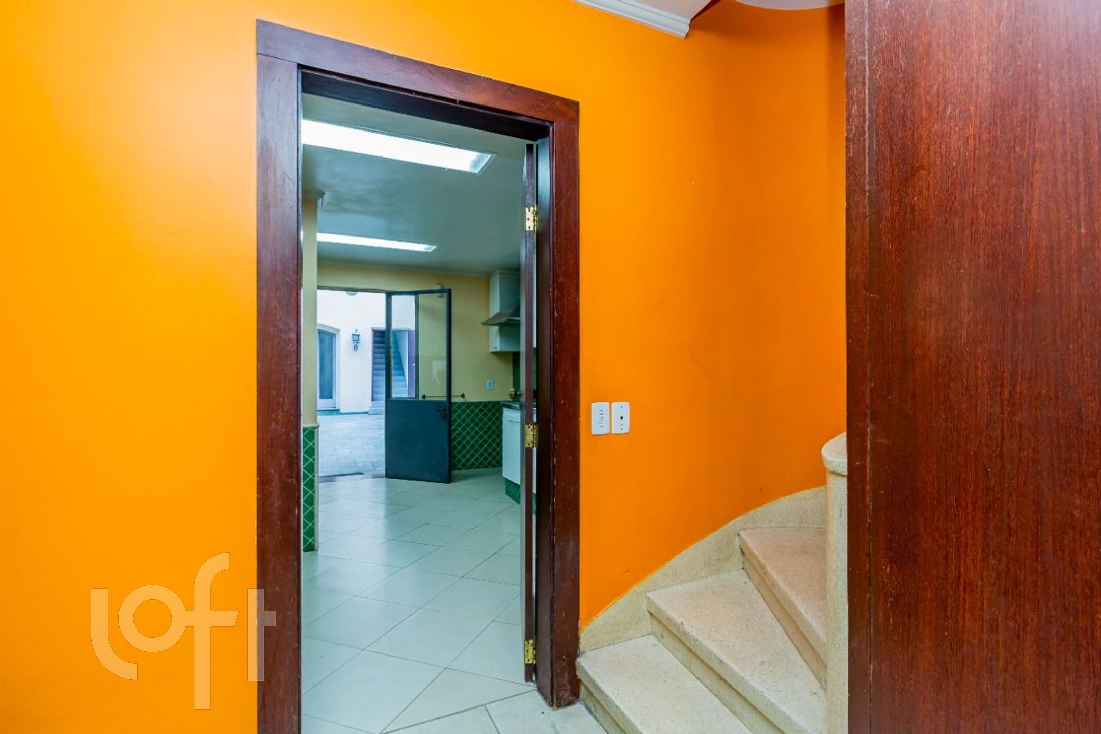 Casa à venda com 3 quartos, 232m² - Foto 8