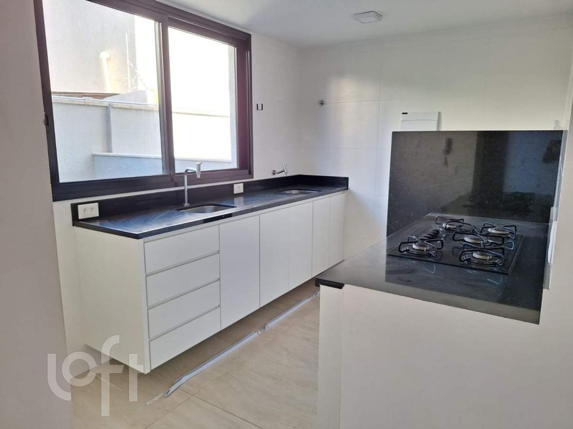 Apartamento à venda com 2 quartos, 104m² - Foto 10