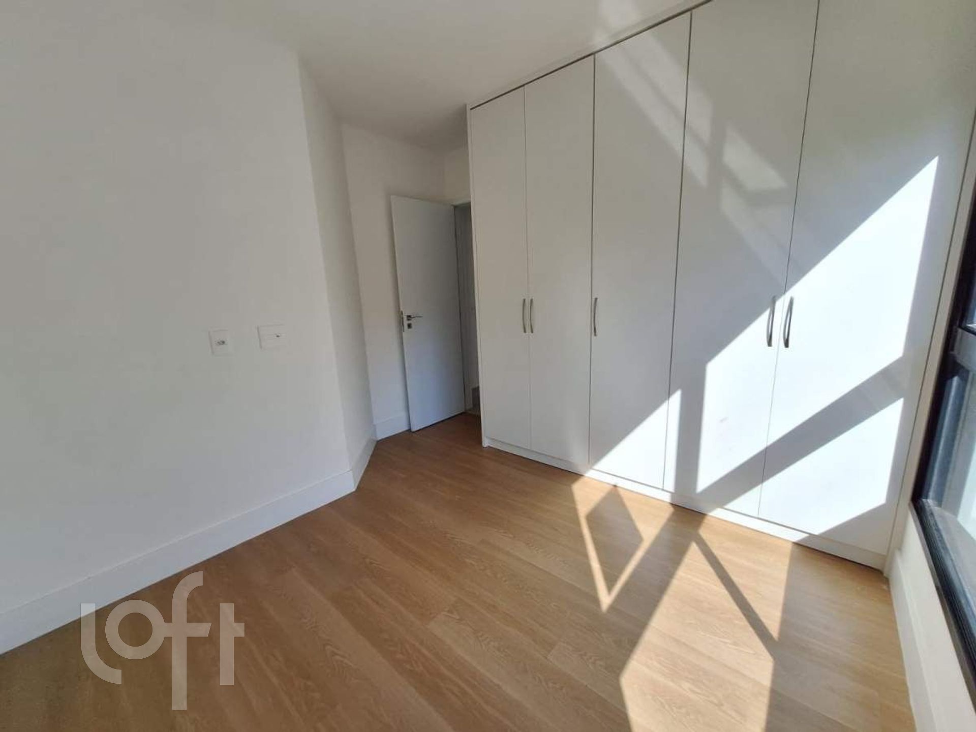 Apartamento à venda com 2 quartos, 104m² - Foto 16