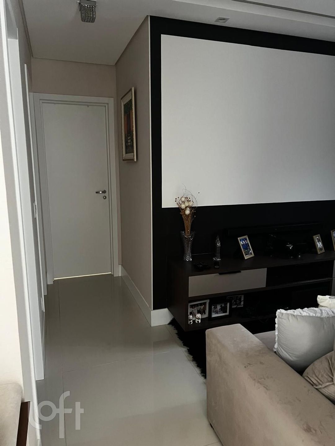 Apartamento à venda com 3 quartos, 73m² - Foto 2