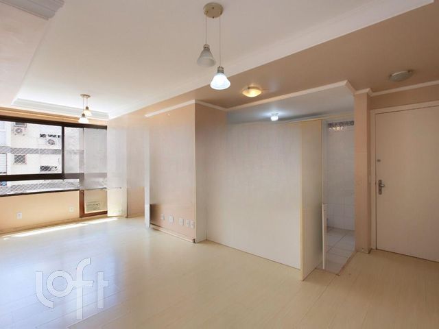 Apartamento com 83m², 3 dormitórios, 1 suíte, 2 vagas, Santana em Porto Alegre