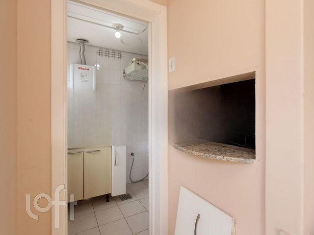 Apartamento com 83m², 3 dormitórios, 1 suíte, 2 vagas, Santana em Porto Alegre