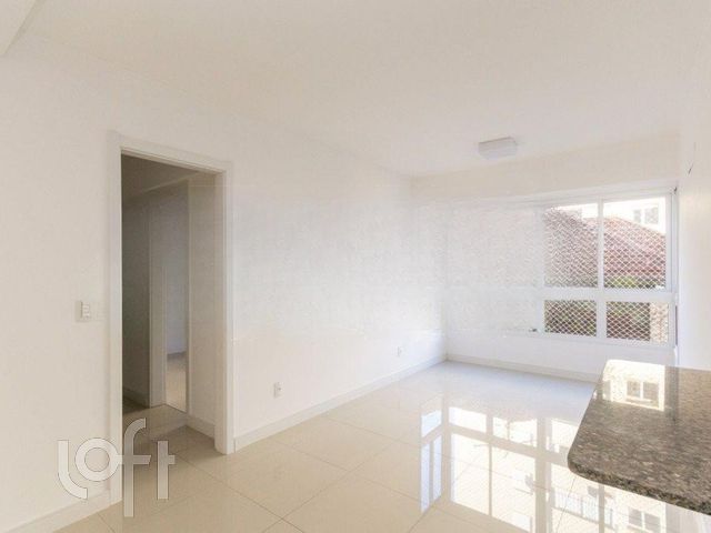 Apartamento com 66m², 2 dormitórios, 1 suíte, 1 vaga, Higienópolis em Porto Alegre