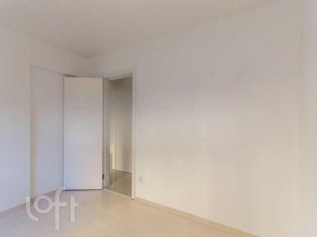 Apartamento com 66m², 2 dormitórios, 1 suíte, 1 vaga, Higienópolis em Porto Alegre