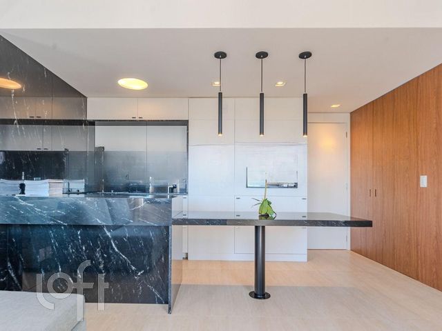 Apartamento com 43m², 1 dormitório, 1 vaga, Auxiliadora em Porto Alegre