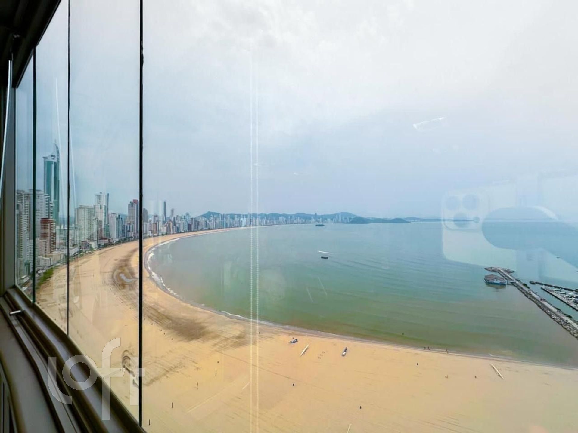 Apartamentos com 183m², 4 quartos, 4 suítes, 3 garagens, no bairro Barra Sul em Balneário Camboriú