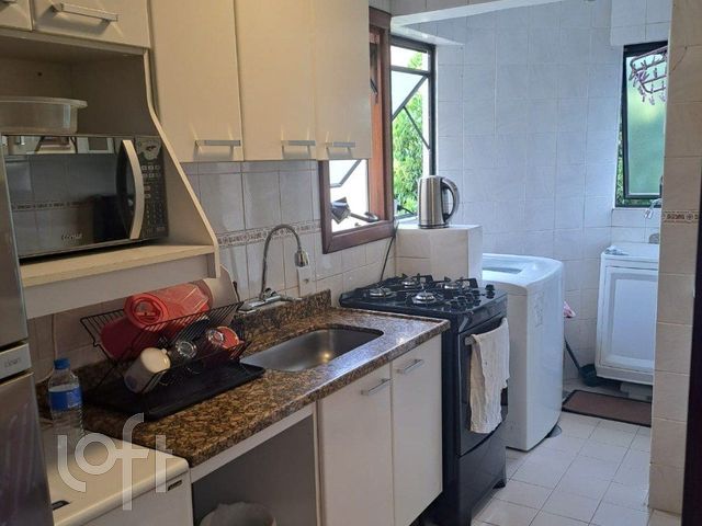 Apartamento com 63m², 2 dormitórios, 1 vaga, Jardim Botânico em Porto Alegre