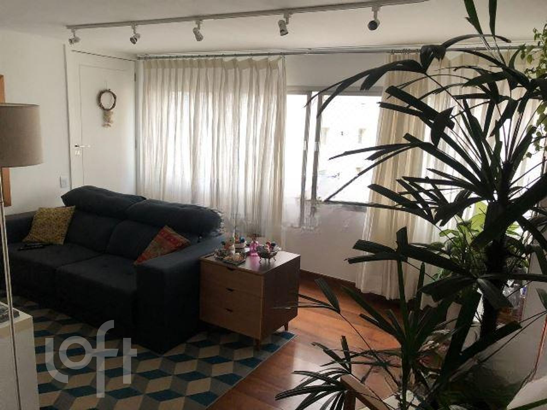 Apartamento à venda com 3 quartos, 125m² - Foto 1