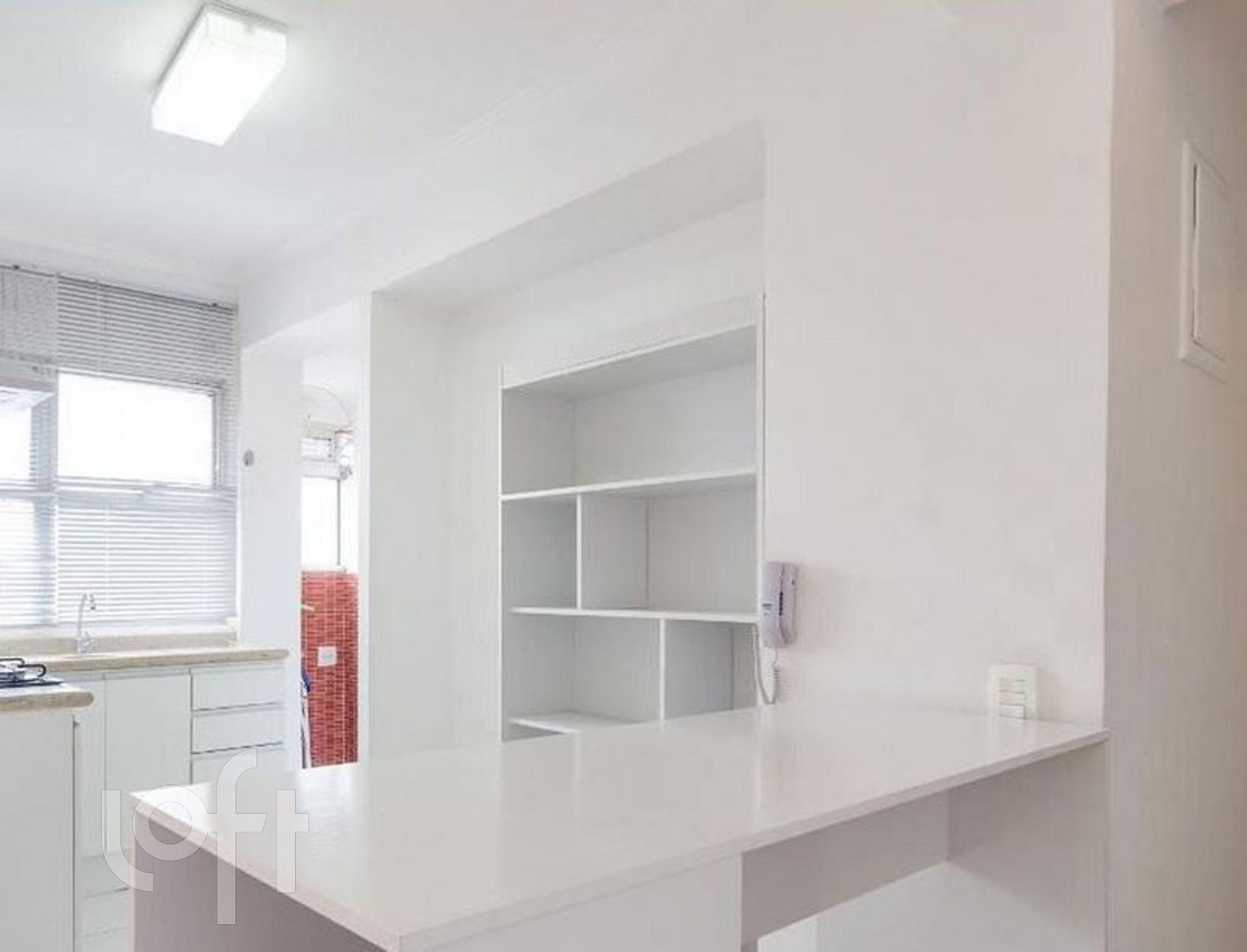 Apartamento à venda com 2 quartos, 70m² - Foto 4