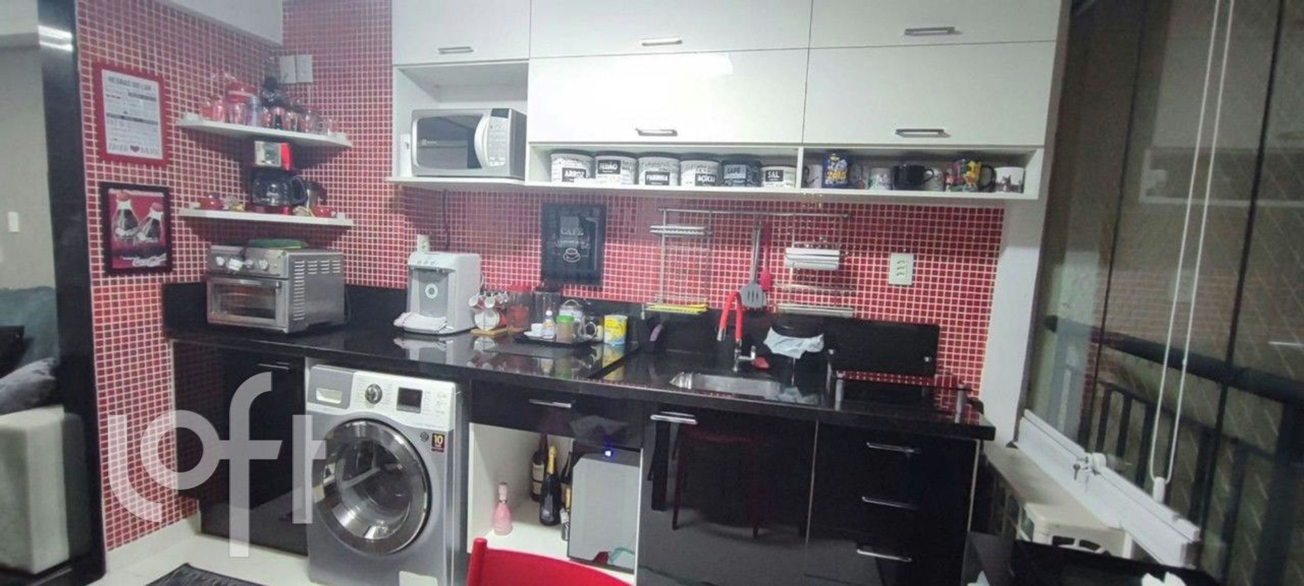 Apartamento à venda com 1 quarto, 37m² - Foto 3