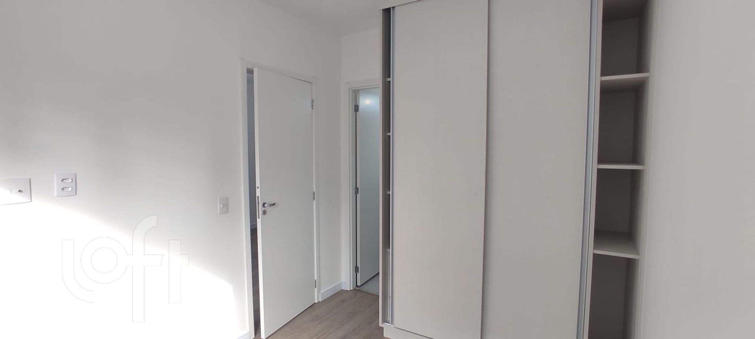 Apartamento à venda com 1 quarto, 35m² - Foto 2