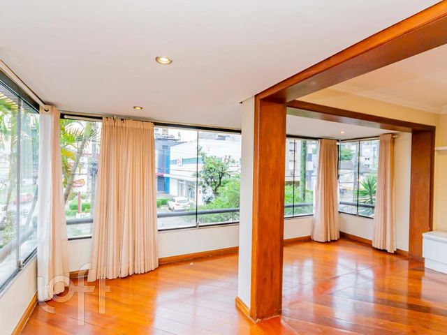 Apartamento com 104m², 2 dormitórios, 1 vaga, Bela Vista em Porto Alegre