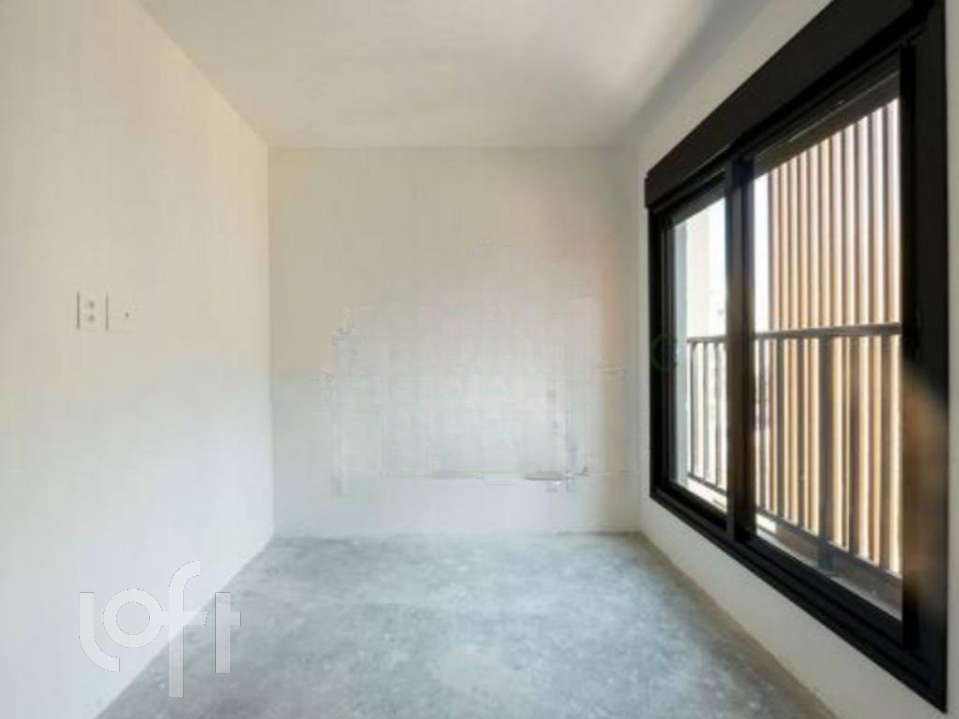 Apartamento à venda com 3 quartos, 189m² - Foto 2