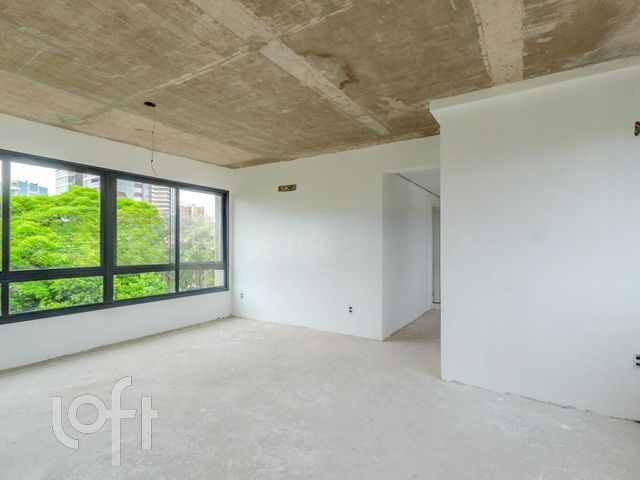 Apartamento com 80m², 2 dormitórios, 2 suítes, 2 vagas, Petrópolis em Porto Alegre