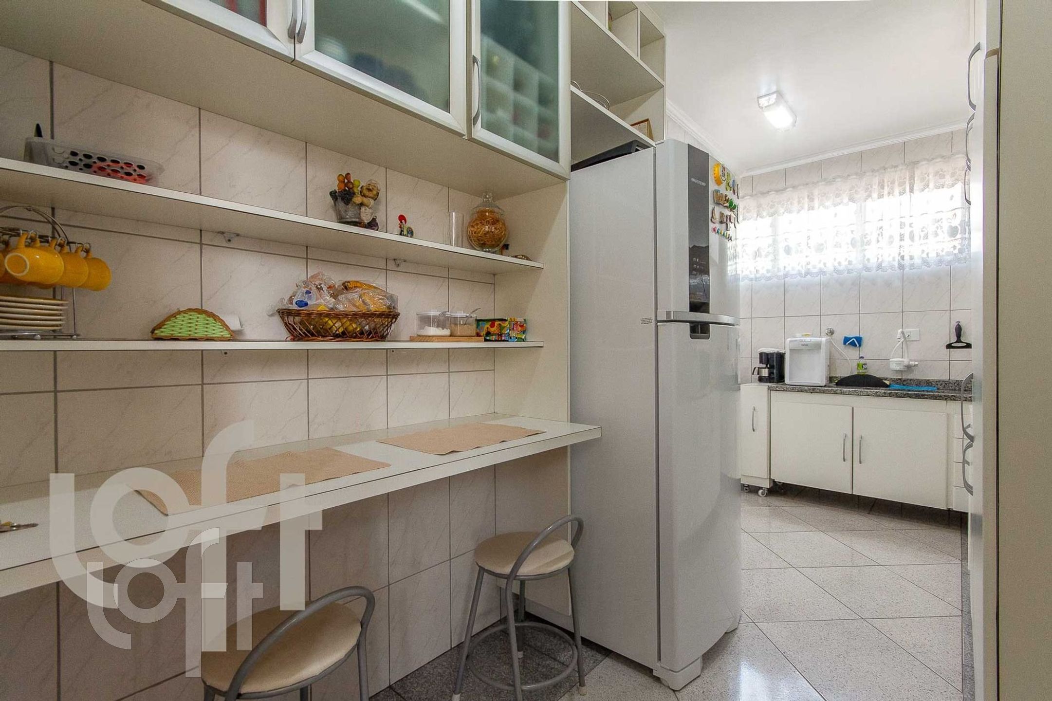 Apartamento à venda com 2 quartos, 75m² - Foto 16