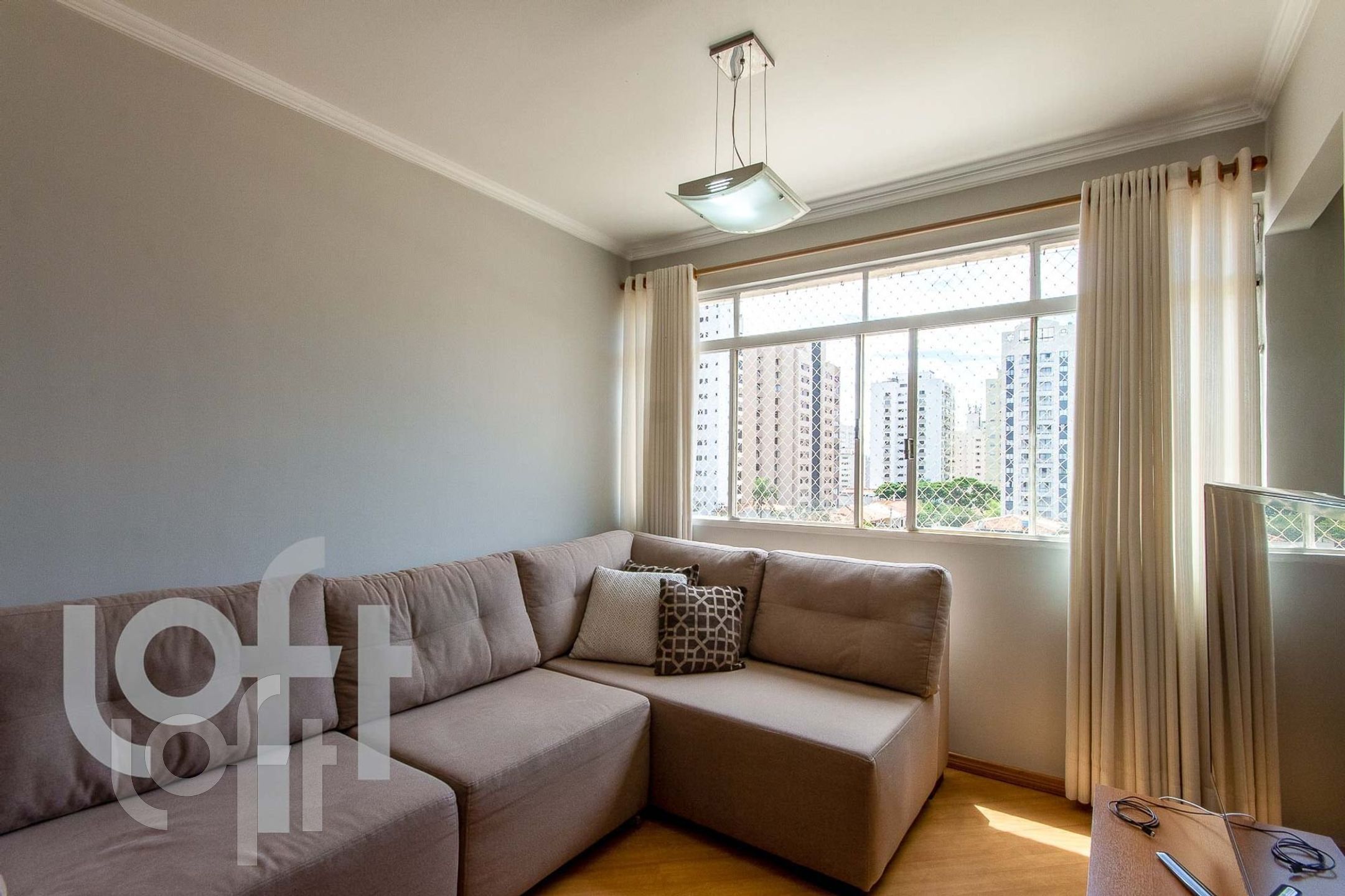 Apartamento à venda com 2 quartos, 75m² - Foto 10