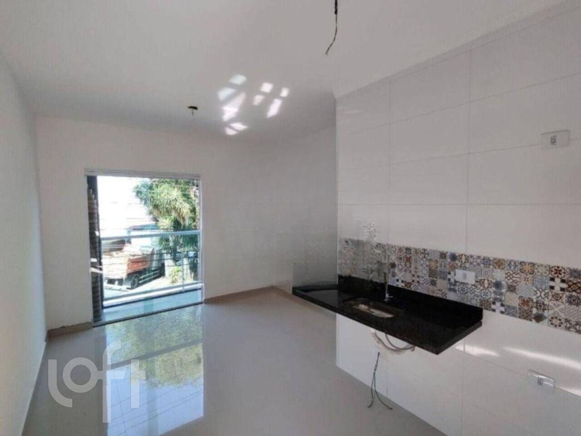 Apartamento à venda com 2 quartos, 40m² - Foto 2