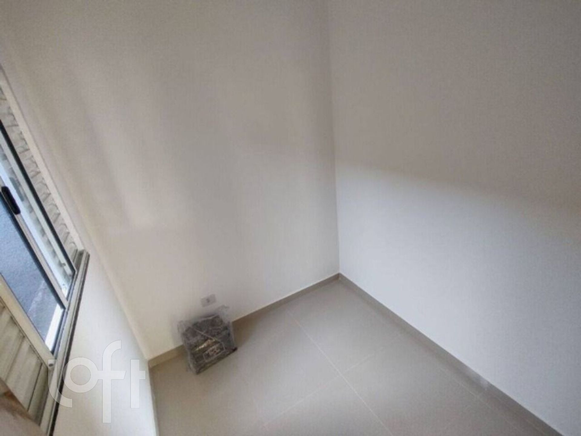 Apartamento à venda com 2 quartos, 40m² - Foto 20